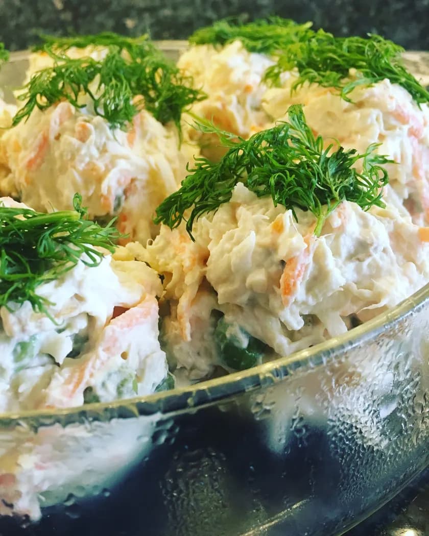 Tavuklu Kereviz Salatası görseli