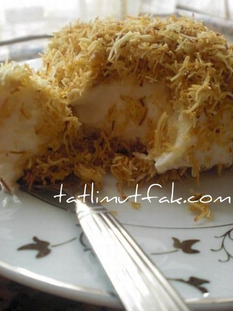 Muhallebili Kadayıf Tatlısı görseli