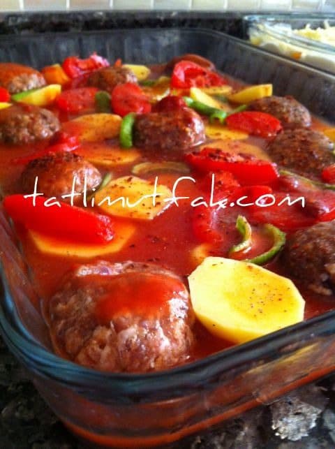 Fırında Köfte Patates görseli