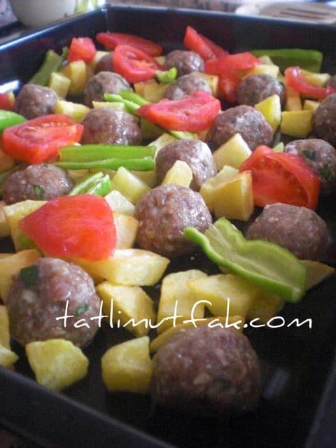 Sebzeli Köfte görseli