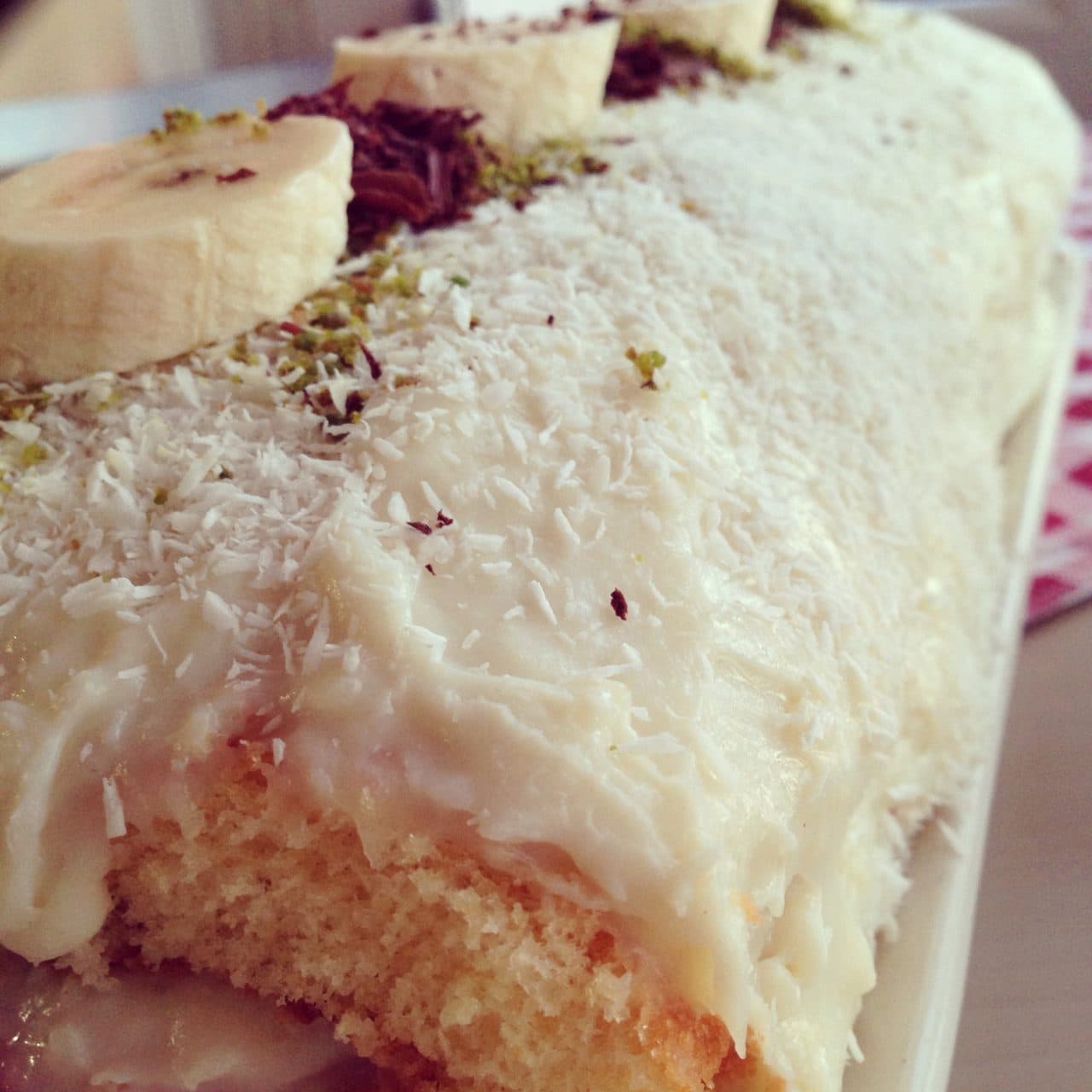 Muzlu ve Çilekli Rulo Pasta görseli