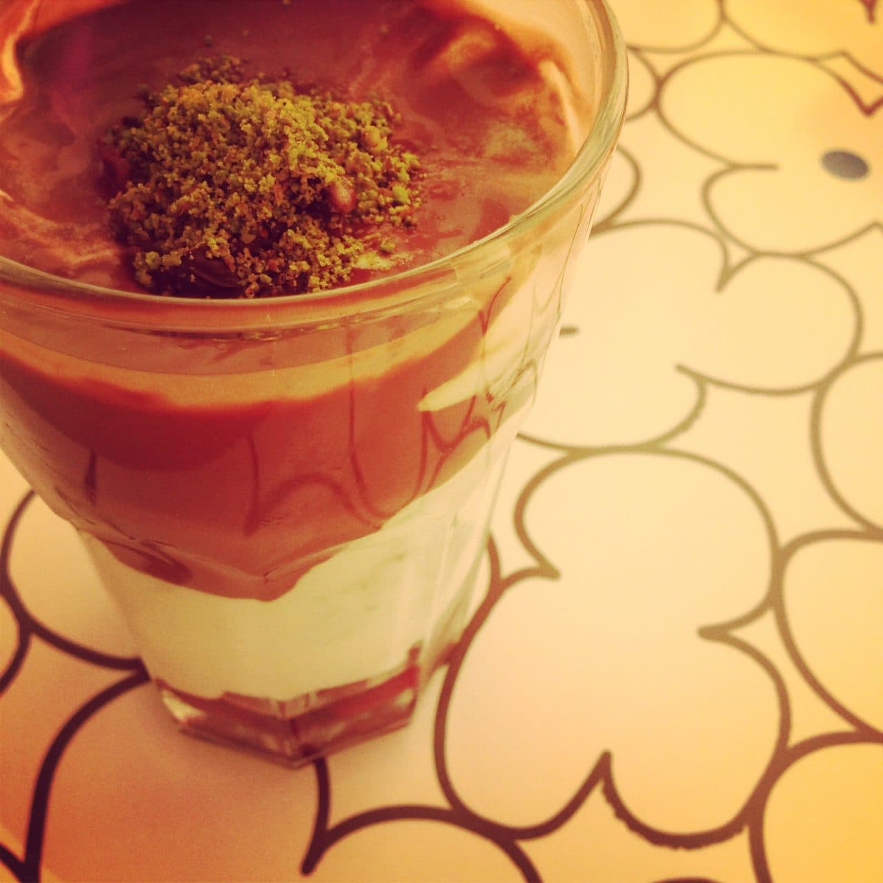 Vişneli Çikolatalı Kuplar görseli