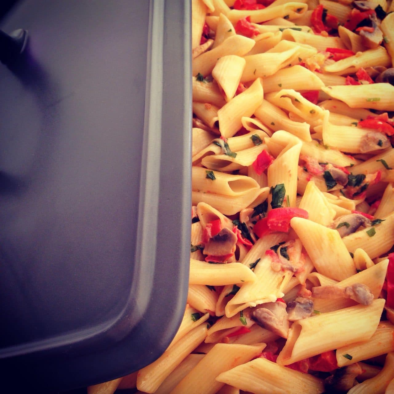 Kremalı ve Mantarlı Makarna görseli