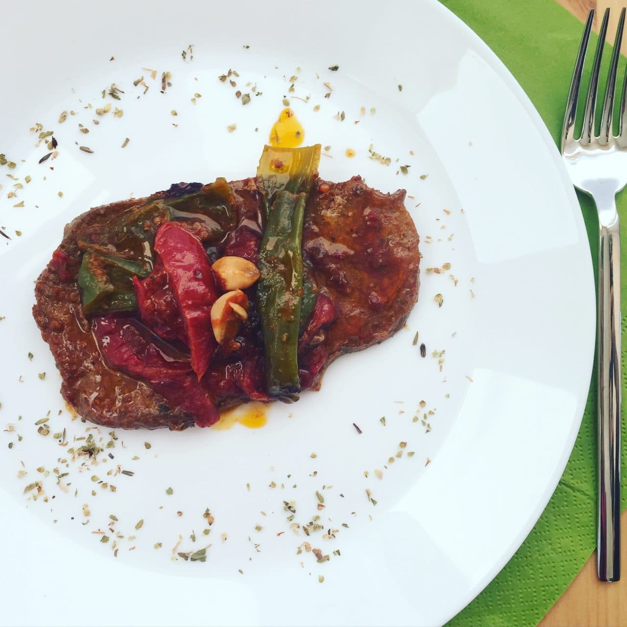 Domatesli ve Biberli Biftek görseli