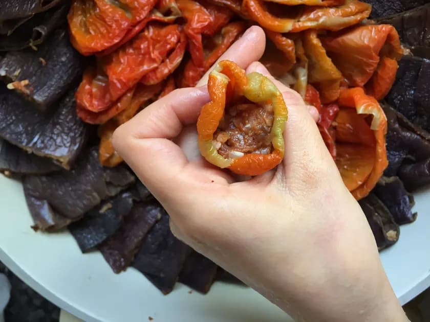 Kuru Patlıcan Dolması