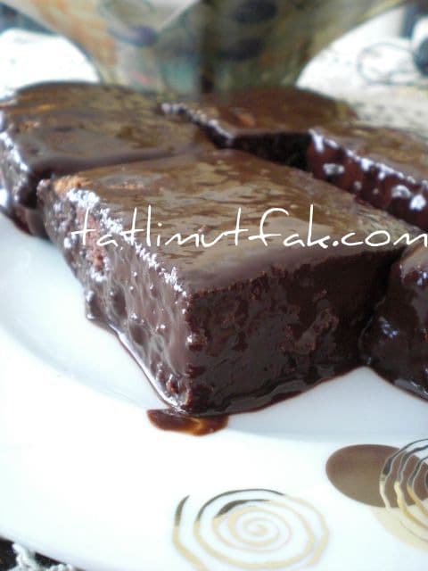 Çikolata Soslu Kek detay 1