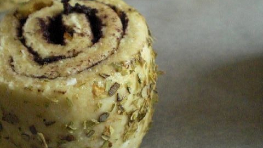 zeytin-ezmeli-corek-7